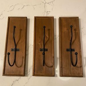 Threshold- wall decor set